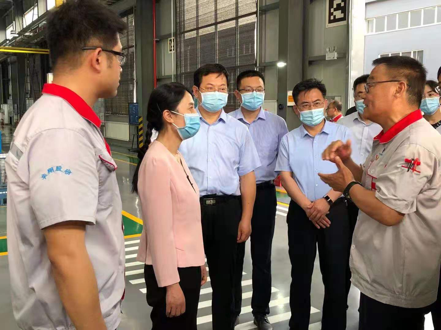省委常委、組織部部長(zhǎng)陳安麗蒞臨我司調(diào)研企業(yè)黨建及運(yùn)行情況