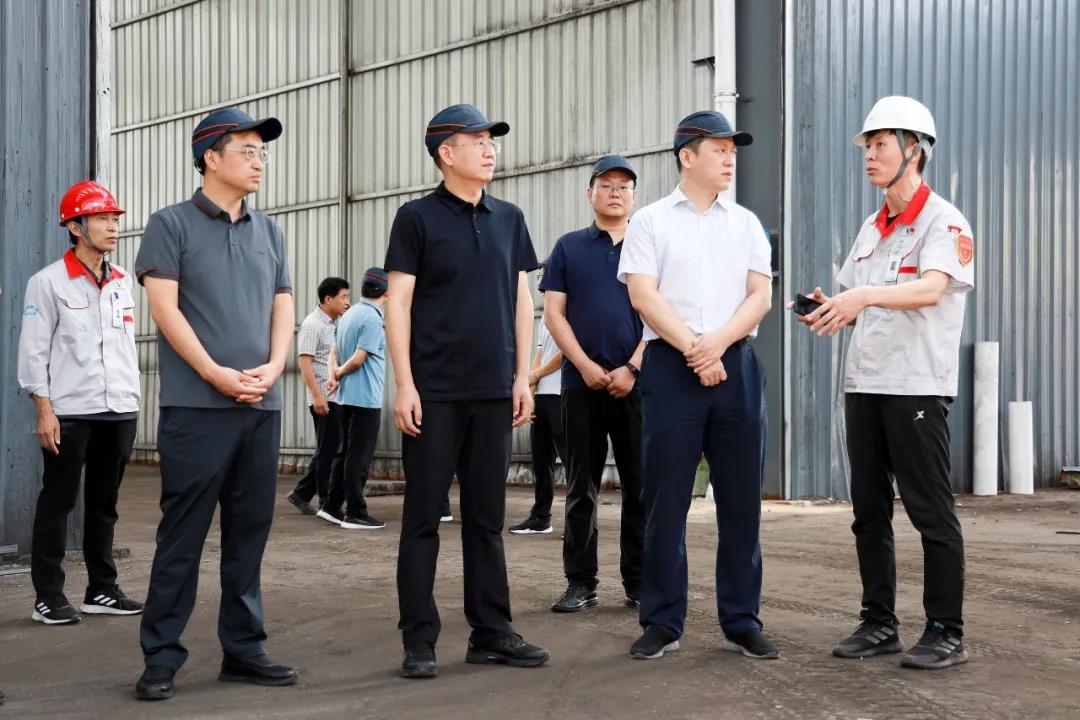 市委常委、副市長、翼城縣委書記王淵到華翔（翼城）新材料科技園現(xiàn)場辦公